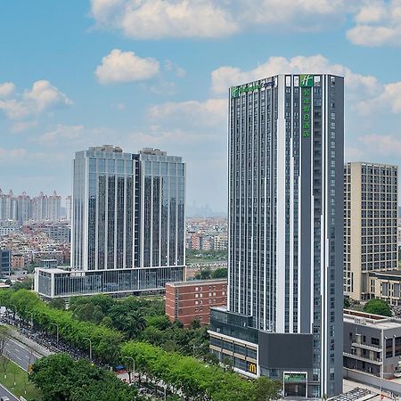 Holiday Inn Express Guangzhou Panyu Dashi By Ihg Exteriör bild