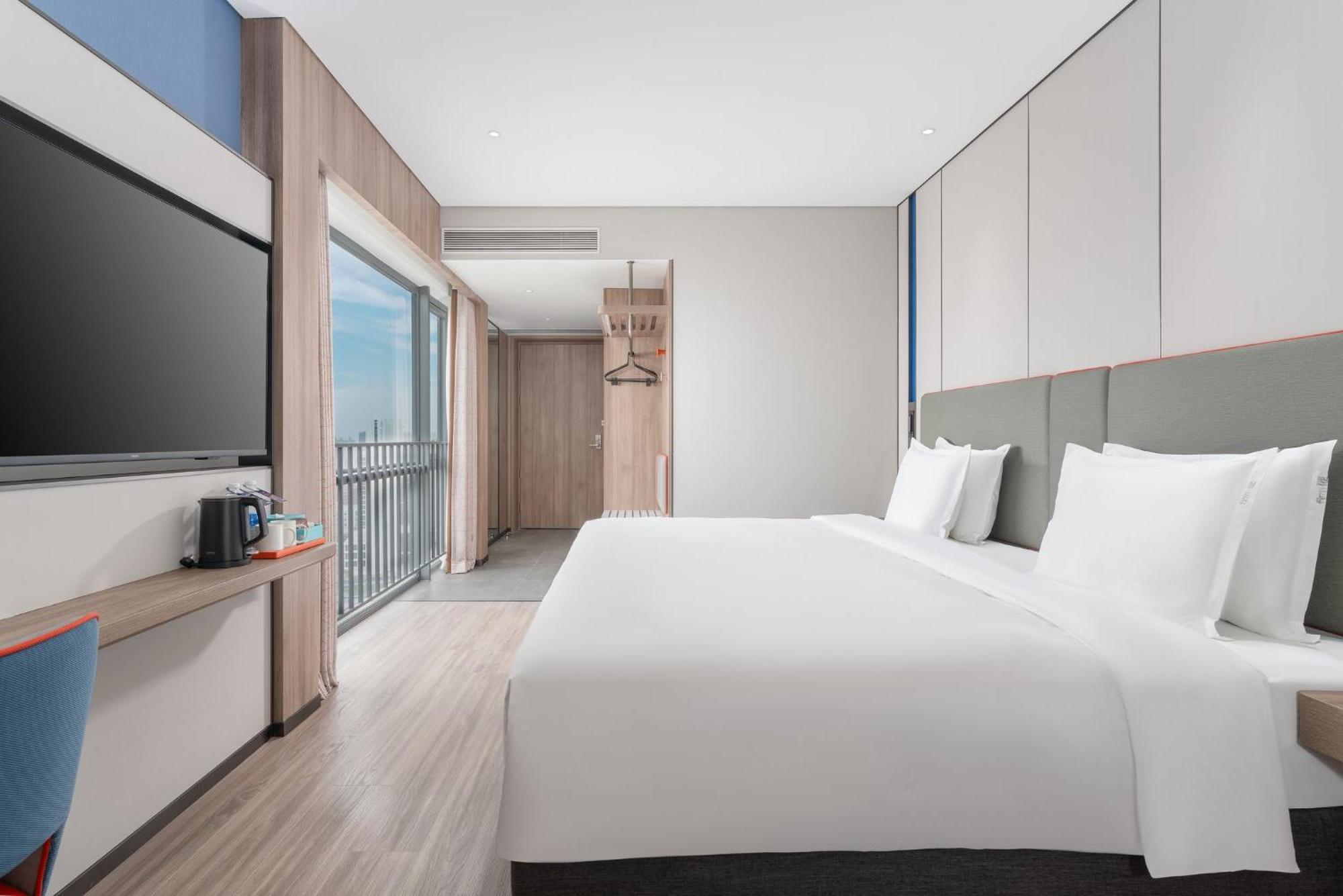 Holiday Inn Express Guangzhou Panyu Dashi By Ihg Exteriör bild