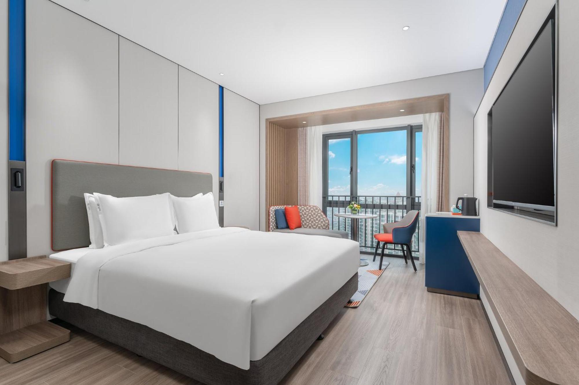 Holiday Inn Express Guangzhou Panyu Dashi By Ihg Exteriör bild