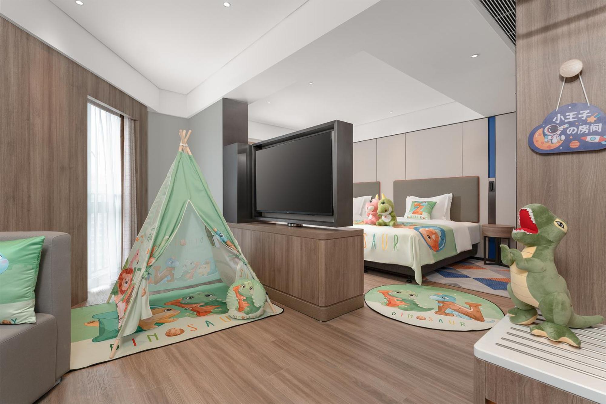 Holiday Inn Express Guangzhou Panyu Dashi By Ihg Exteriör bild