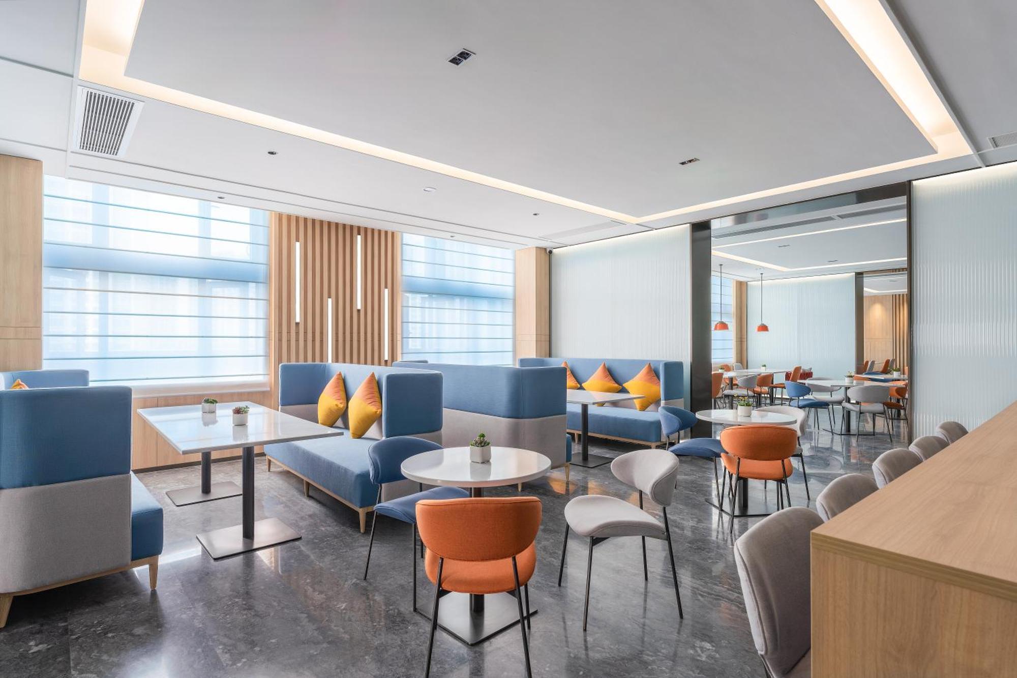 Holiday Inn Express Guangzhou Panyu Dashi By Ihg Exteriör bild