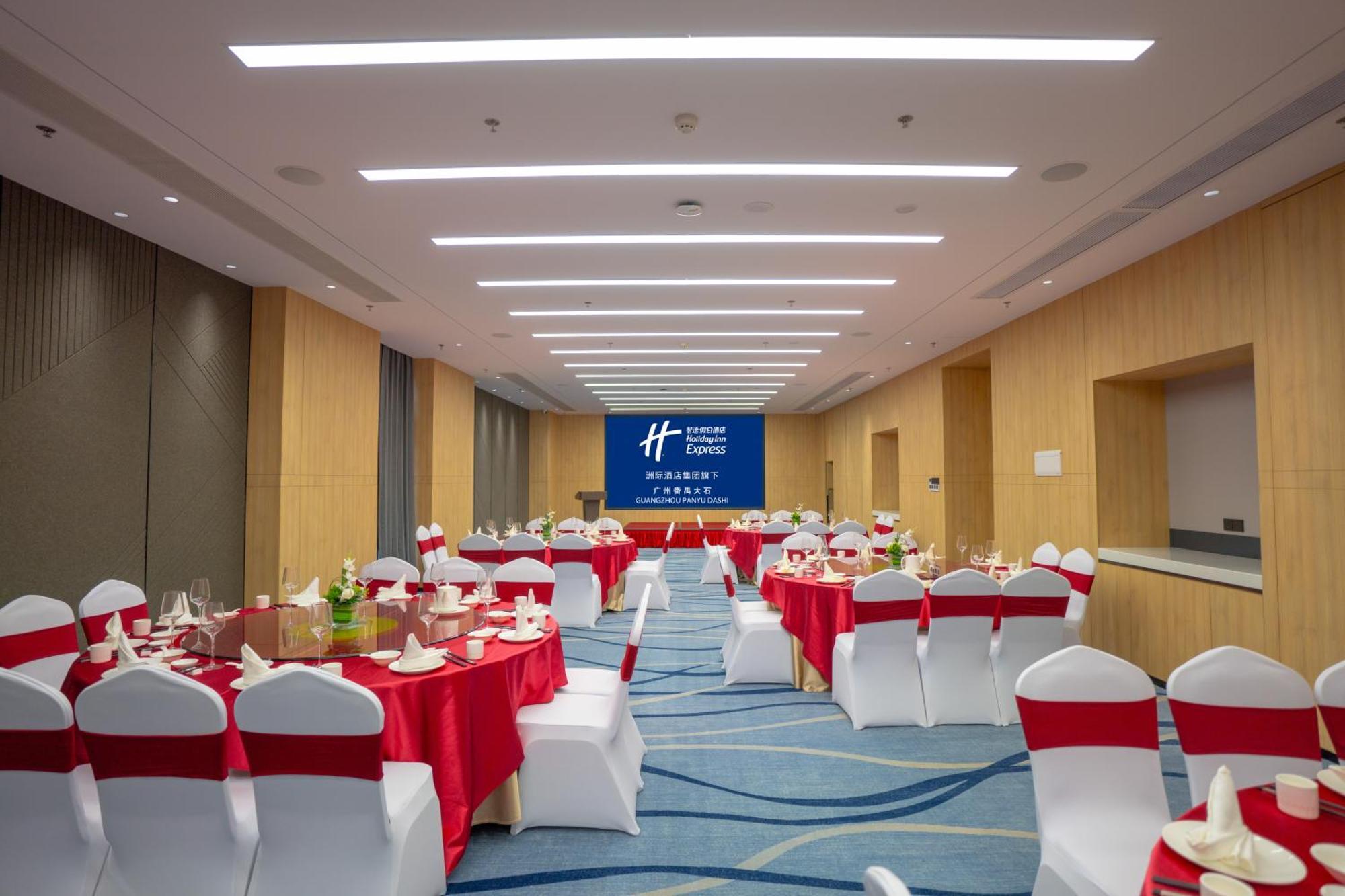 Holiday Inn Express Guangzhou Panyu Dashi By Ihg Exteriör bild